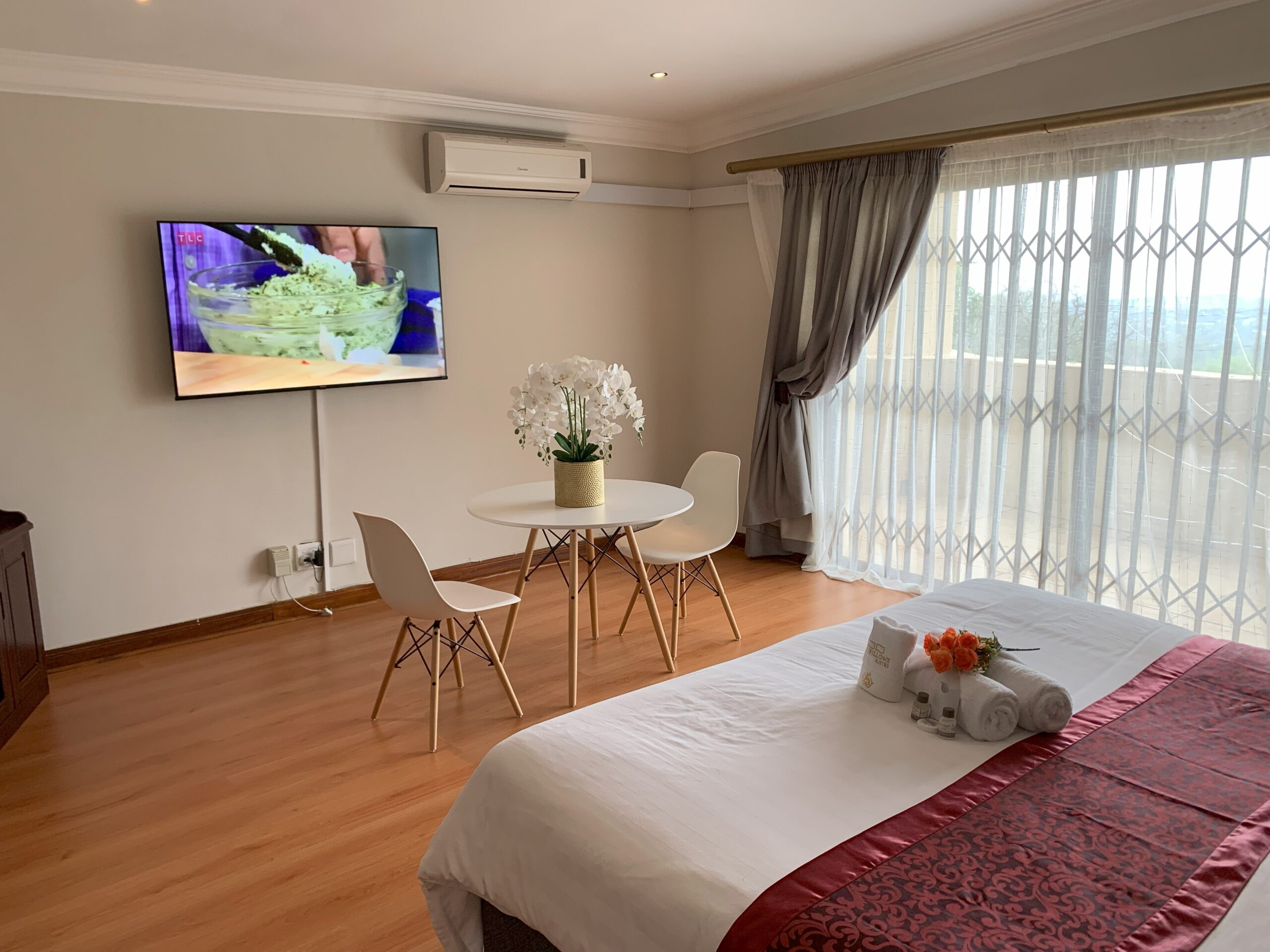 333 Grus Street, Waterkloof - King Room - Image 6