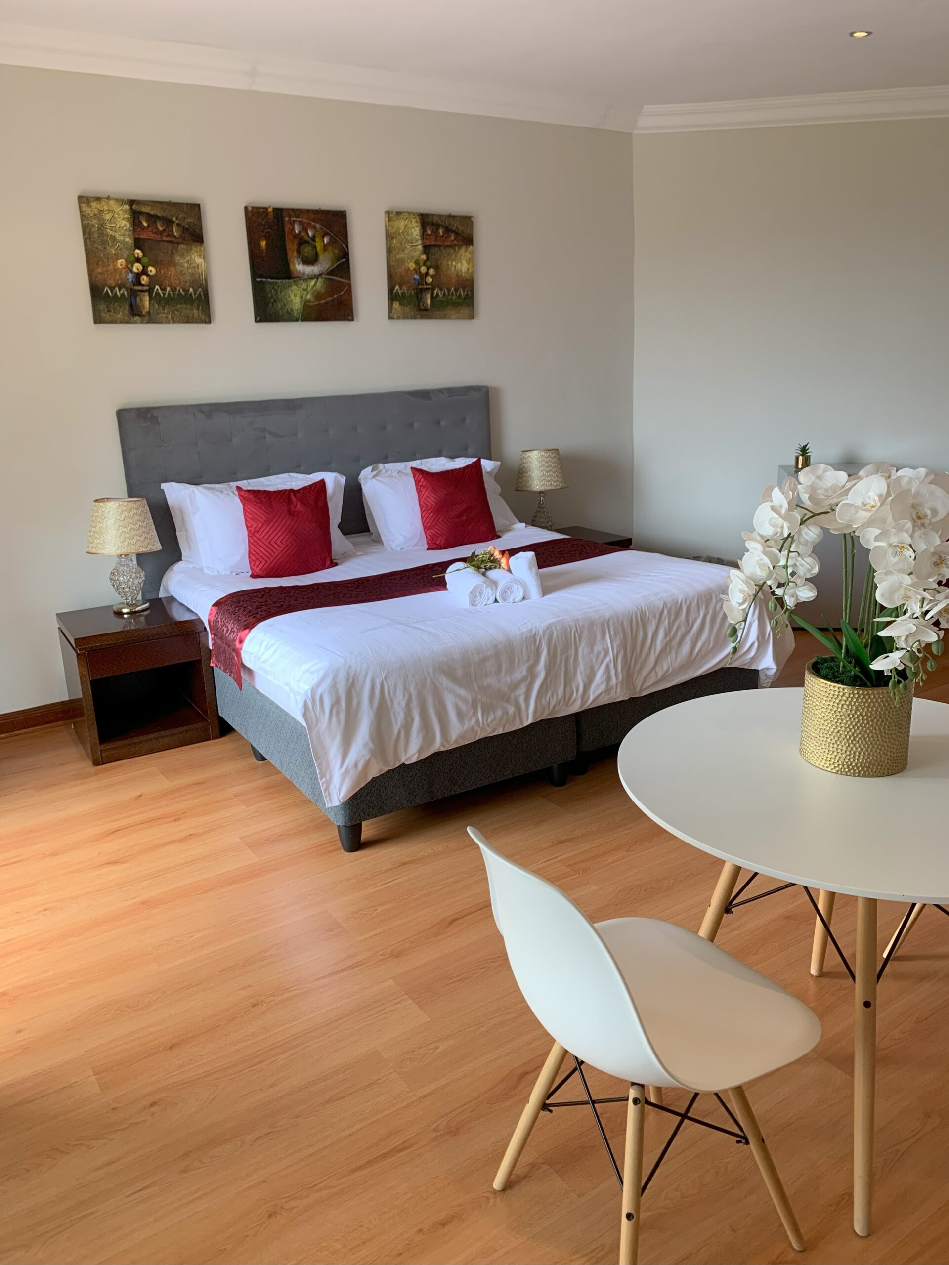 333 Grus Street, Waterkloof - King Room