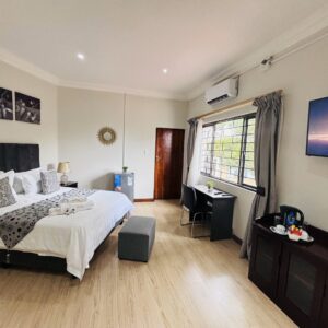 333 Grus Street, Waterkloof - Deluxe Double Room