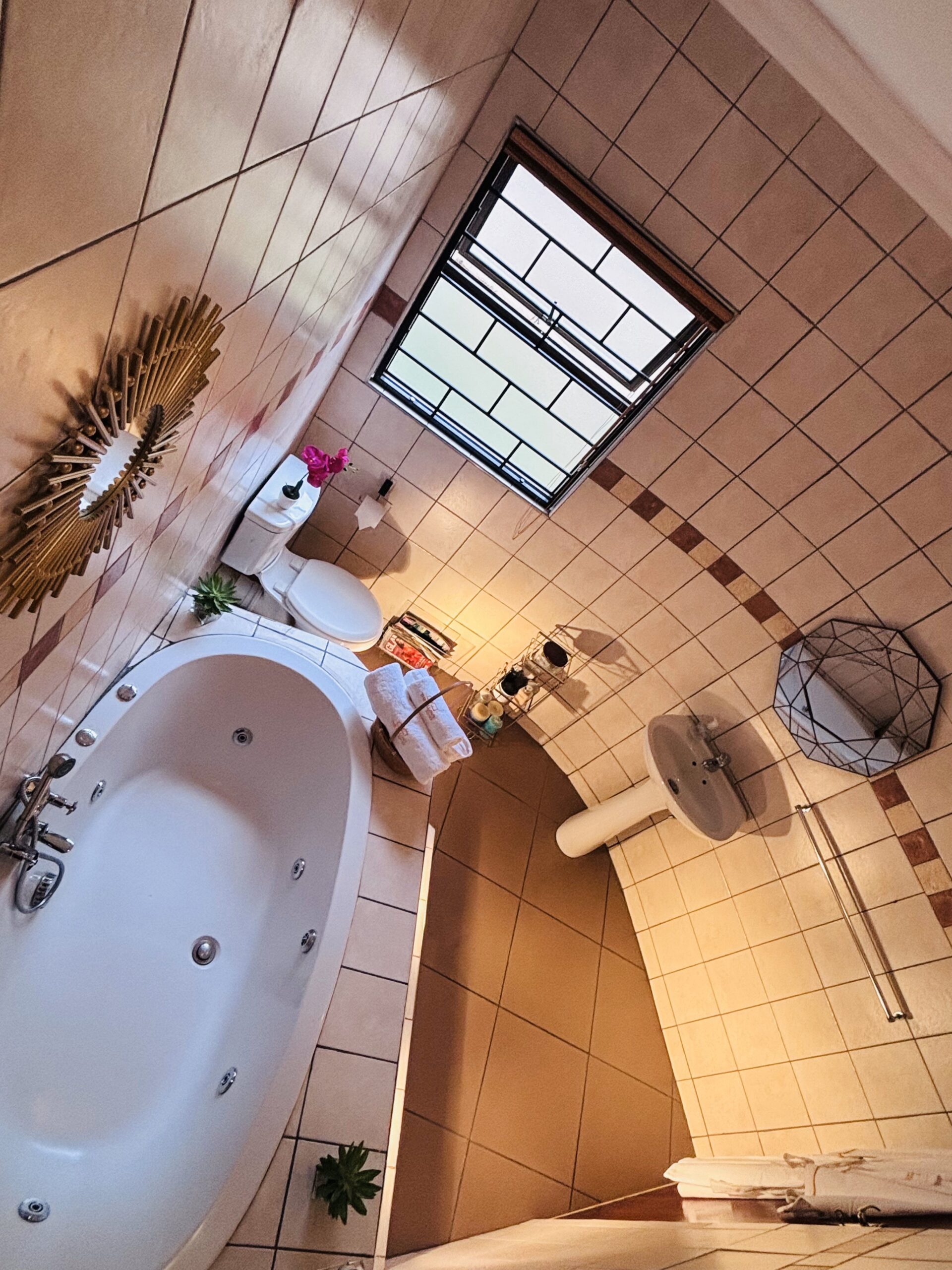 333 Grus Street, Waterkloof - Deluxe Double Room - Image 3